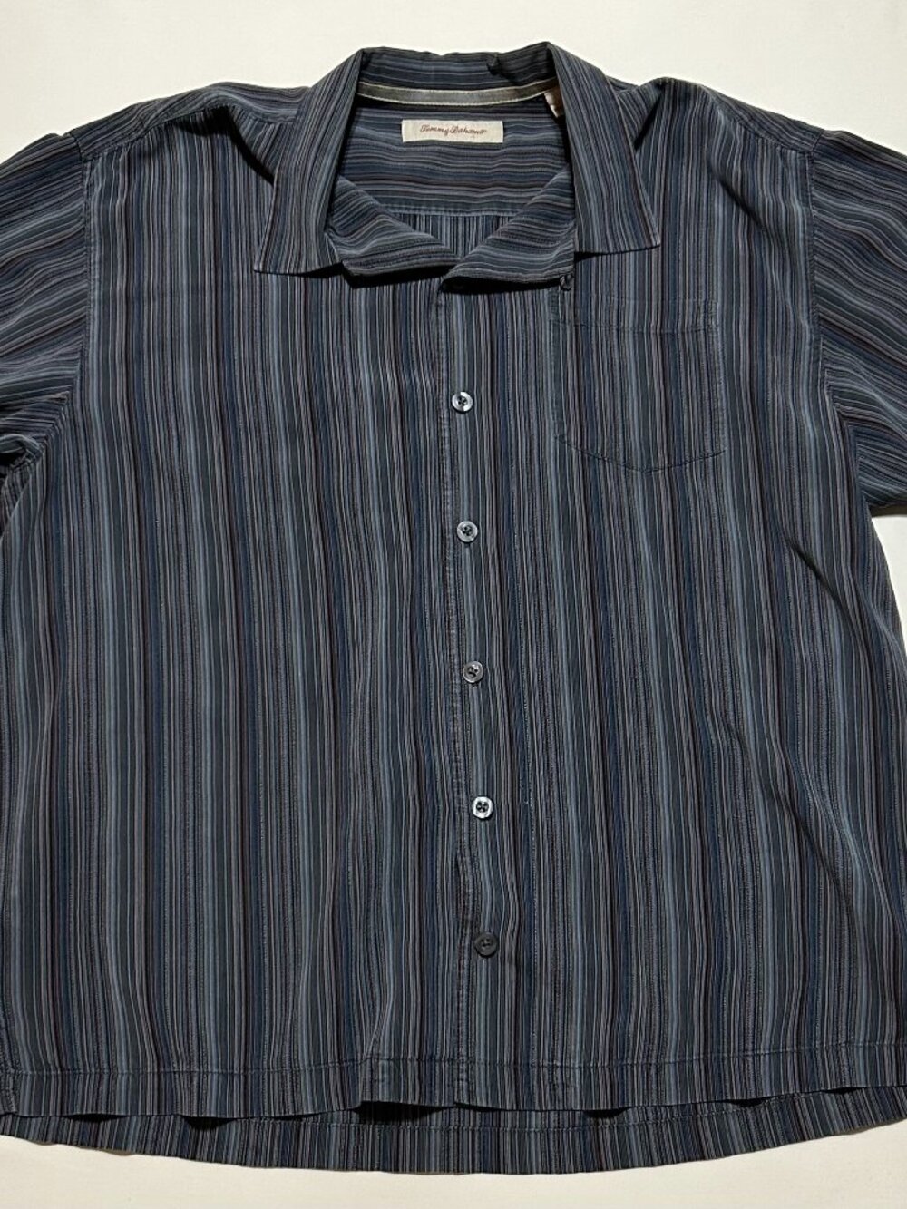 Tommy Bahama Short-Sleeved Button Down Shirt; 100% Silk; Multicolor; Size XL